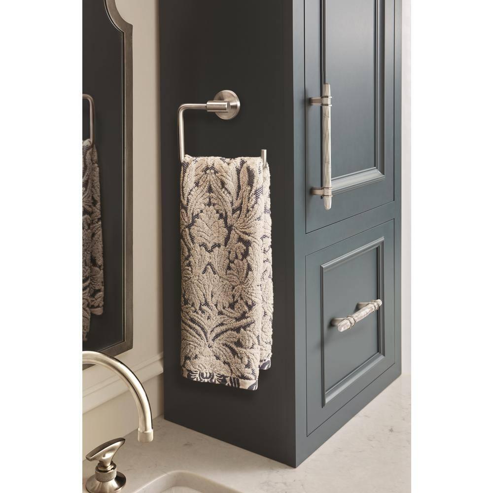 Carrione 6 5/16" Center to Center Bar Pull