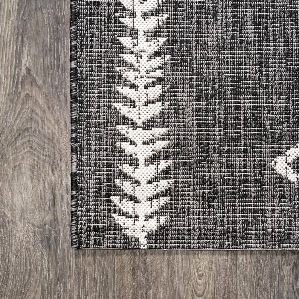 2'x10' Derya  Diamond Trellis Indoor/Outdoor Runner Rug, Black/Ivory - JONATHAN Y