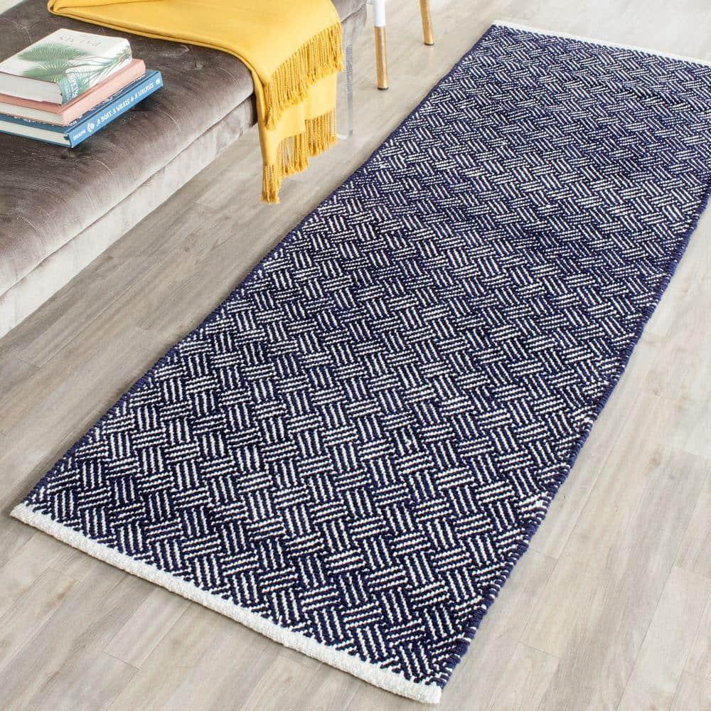 Boston BOS680 Power Loomed Accent Rug - Navy - 2'6"x4' - Safavieh.