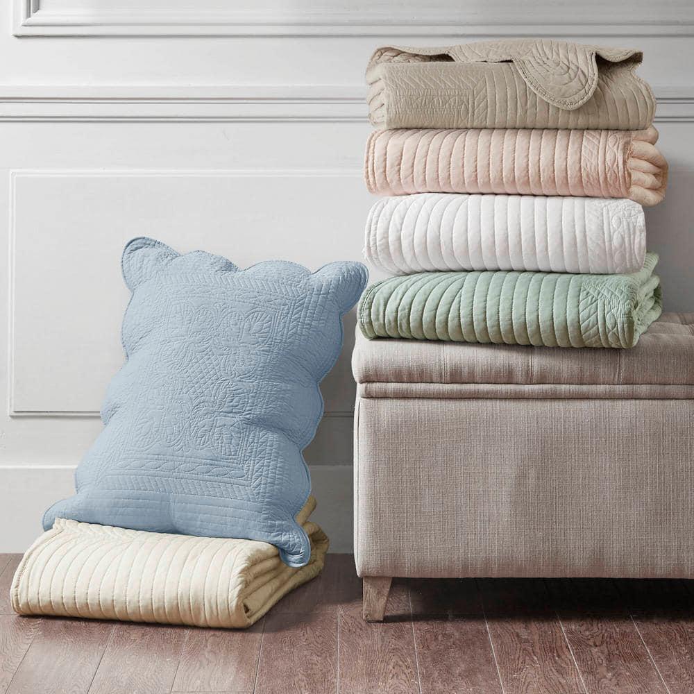 Madison Park Tuscany Scalloped Edge Quilt Set