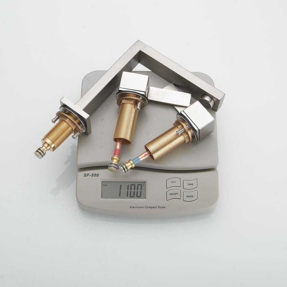 Widespread Single-handle Bathroom Faucet with Drain Assembly