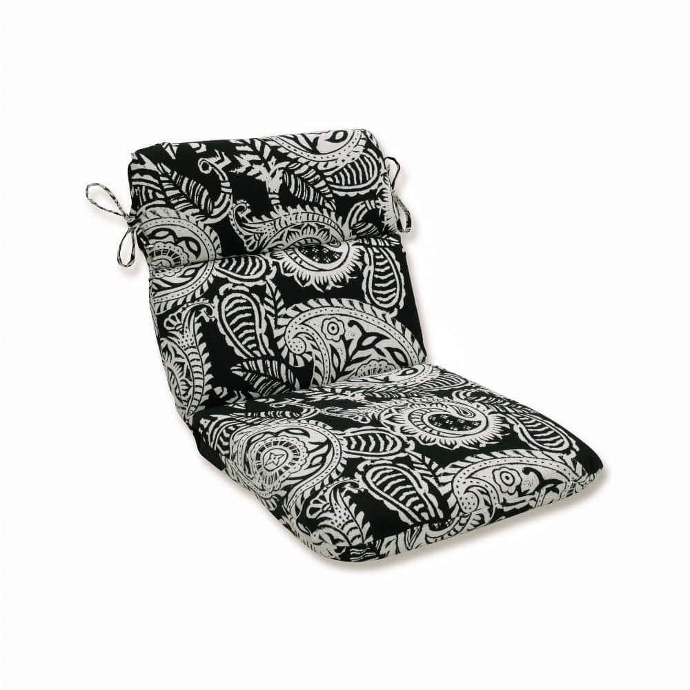 Pillow Perfect  Outdoor/ Indoor Addie Night Rounded Corners Chair Cushion