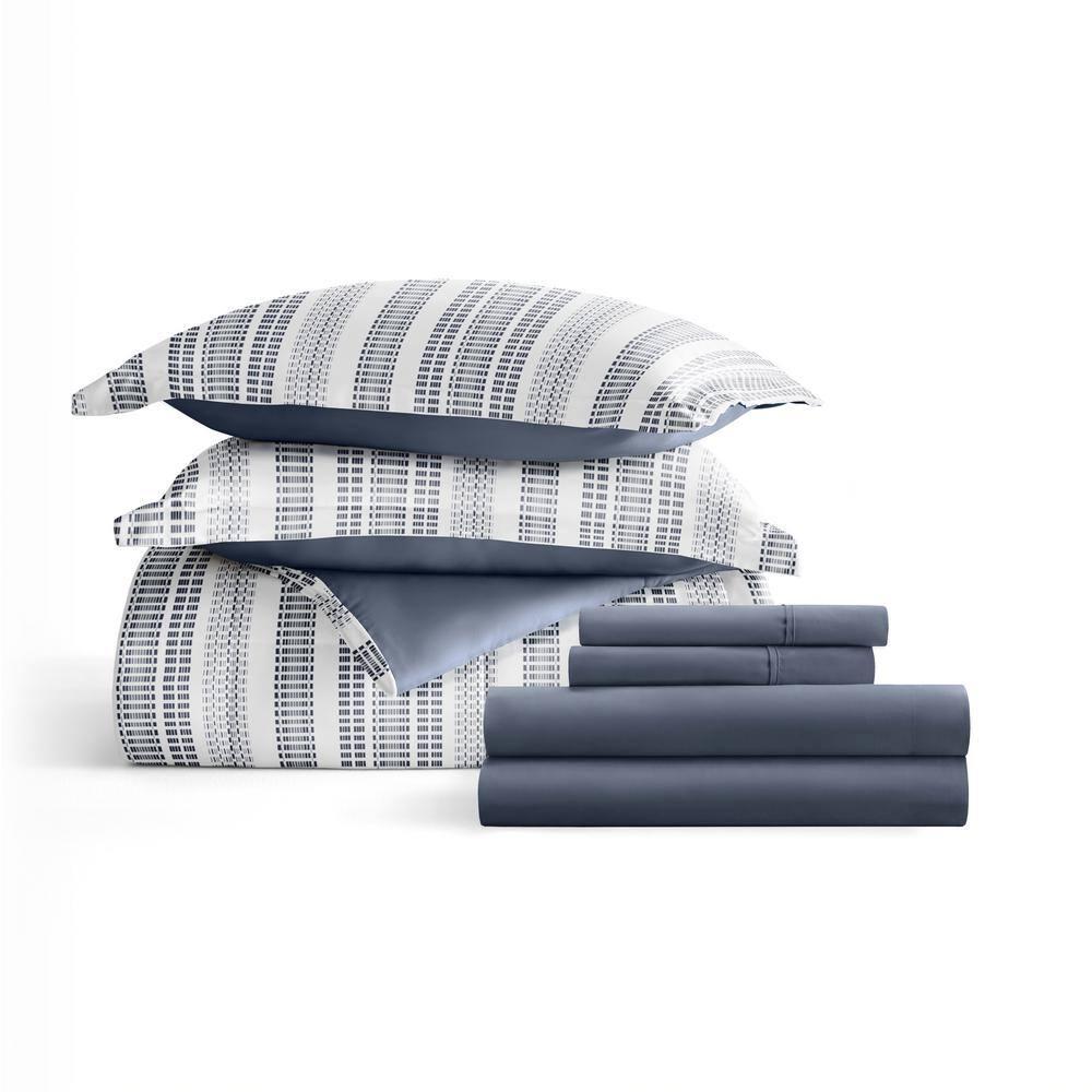 IEnjoy Home 7-Piece Bedding Bundle - Pattern Comforter and Sheet Set