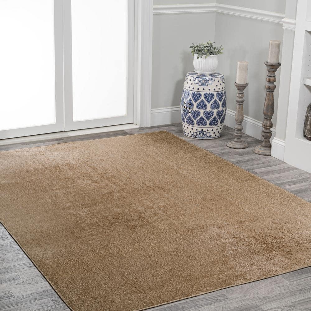 JONATHAN Y Twyla Classic Solid Low-Pile Machine-Washable Brown 4 ft. x 6 ft. Area Rug