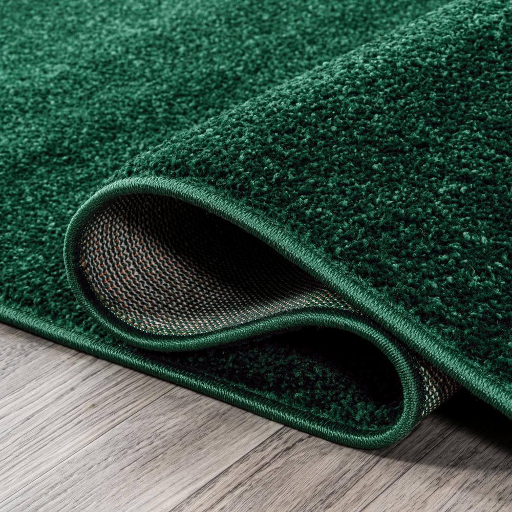 Haze Solid Low-Pile Emerald 10 ft. x 14 ft. Area rug -JONATHAN Y