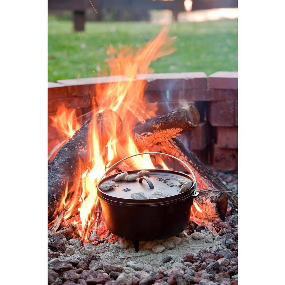 Lodge Lodge Cast Iron Camp Dutch Oven