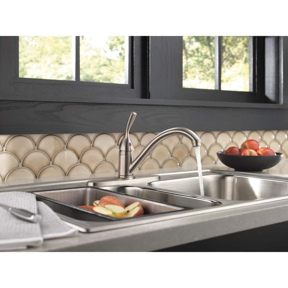 Classic Standard Single Handle Kitchen Faucet