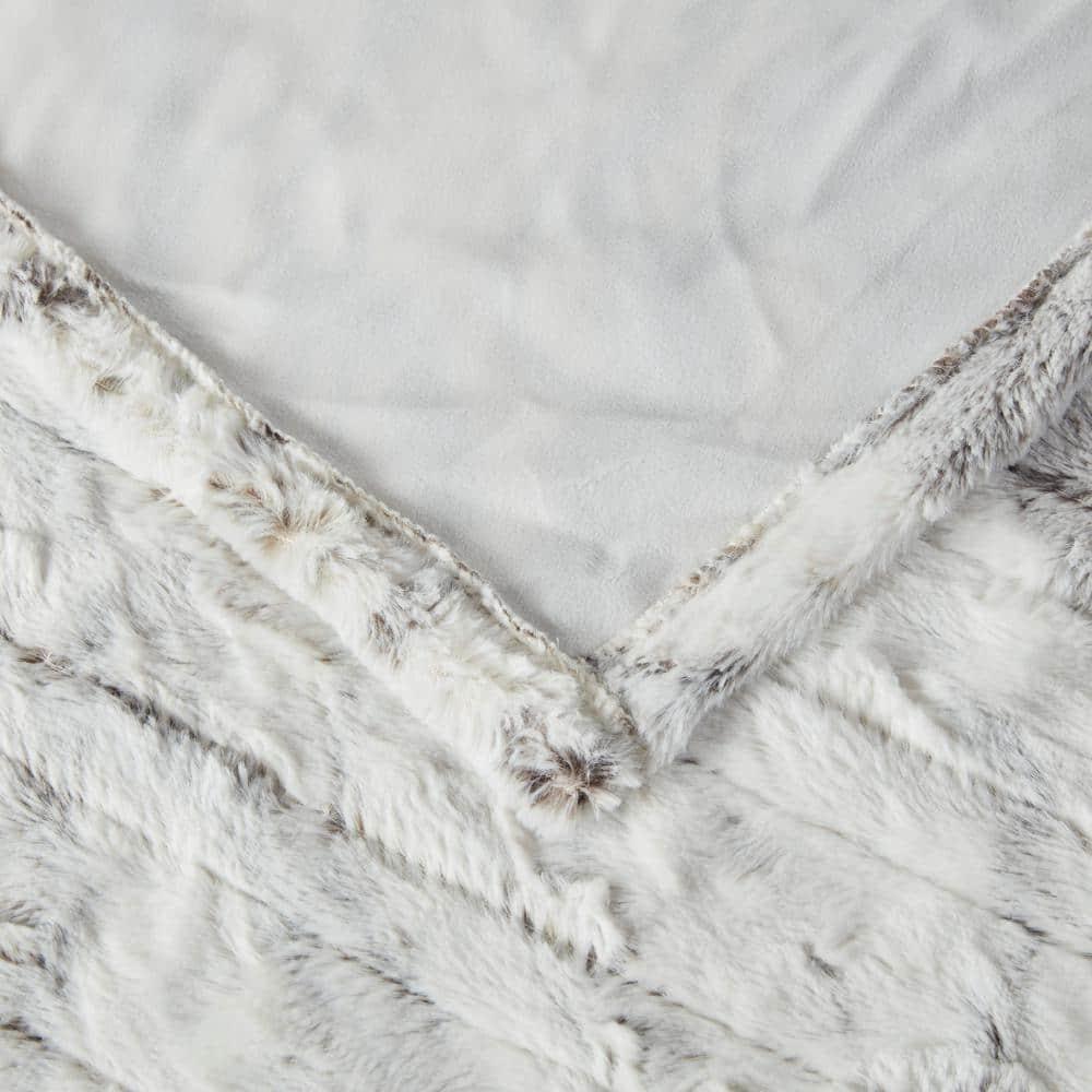 Beautyrest Zuri Oversized Heated Faux Fur Throw