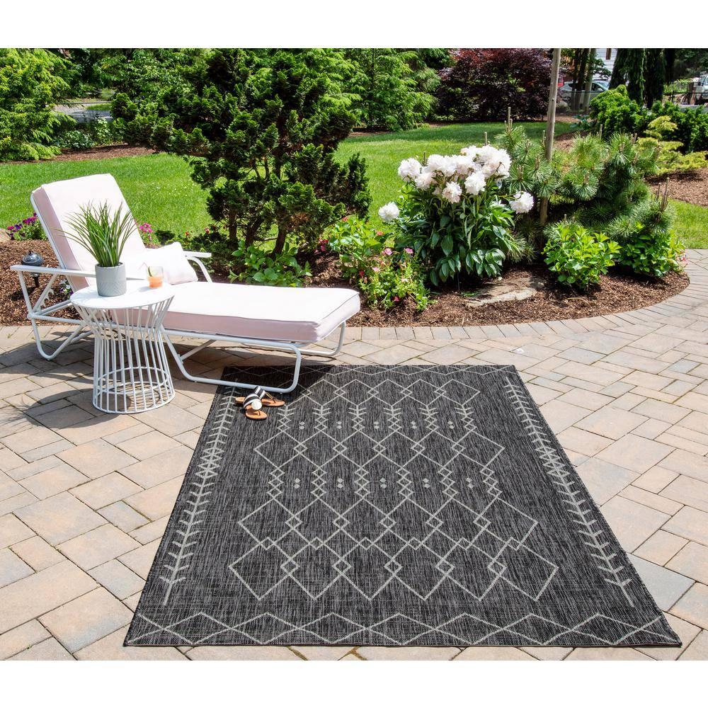 Novogratz Contemporary Rectangle Area Rug, Charcoal, 3'11" X 5'7"