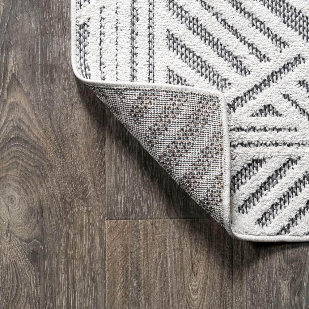 2'x8' Jordan High-Low Pile Art Deco Geometric Indoor/Outdoor Runner Rug, White/Black - JONATHAN Y