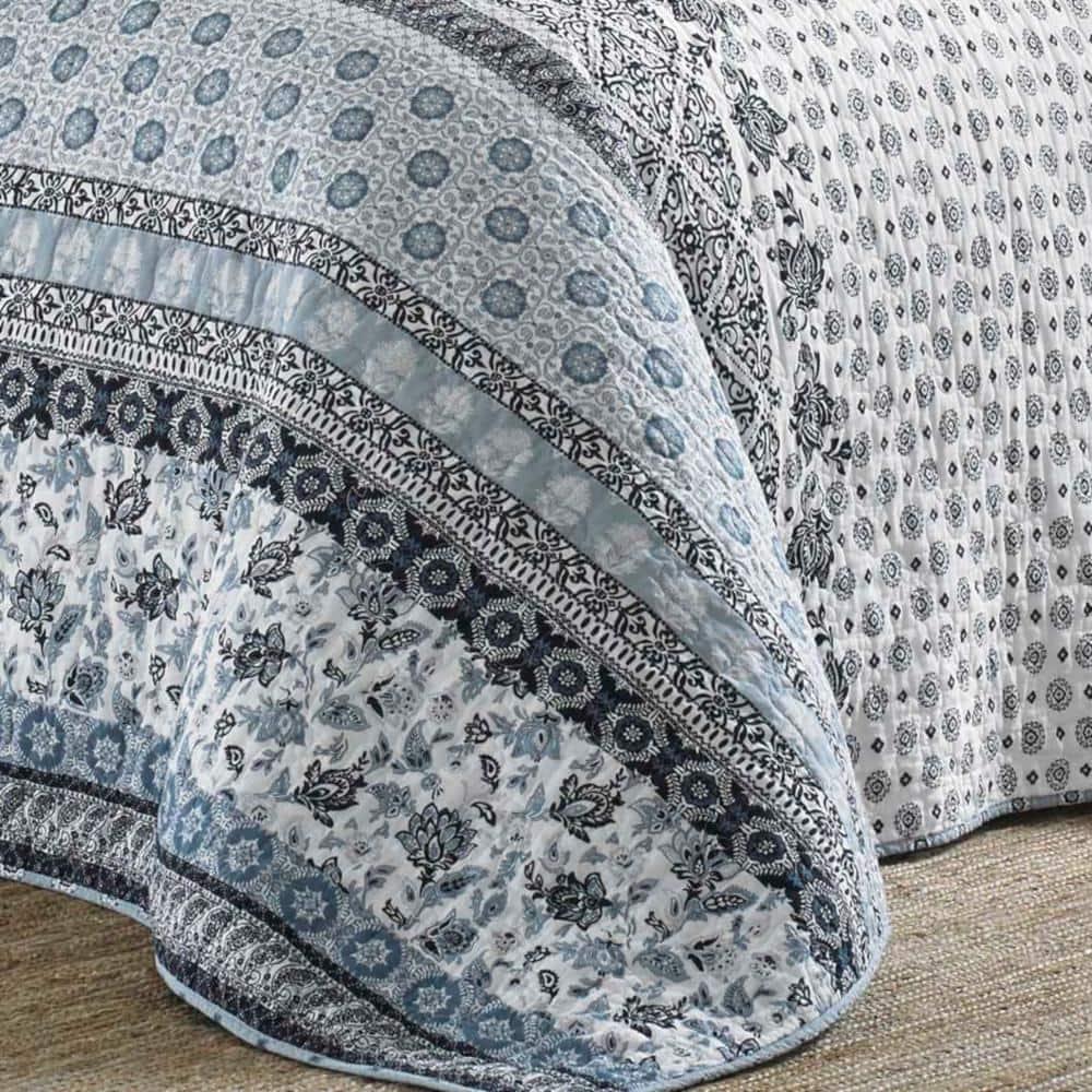 Fenwick Reversible Quilt Set