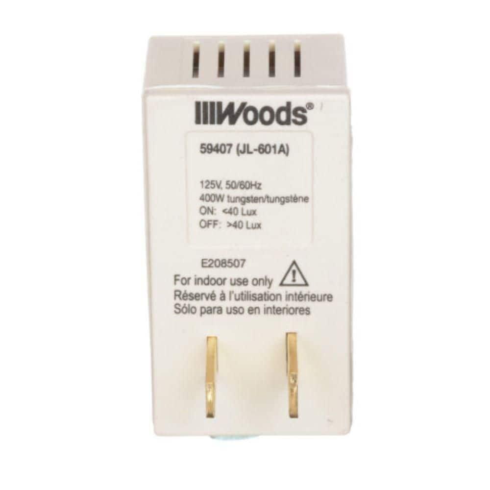 Southwire 60 -Watt EQ Electrical outlet Tan 1 -Head Dusk-to-Dawn Flood Light