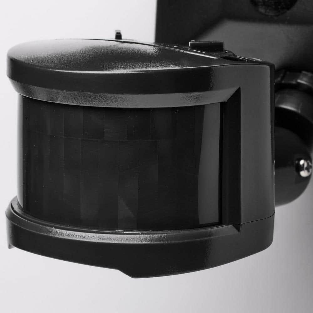Nuvo 2 - Head LED Hardwired Dusk to Dawn Outdoor Security Flood Light with Motion Sensor