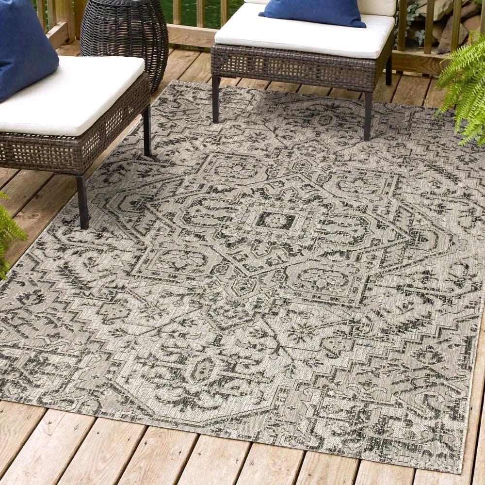4'x6' Estrella Bohemian Medallion Textured Weave Indoor/Outdoor Area Rug, Black/Gray - JONATHAN Y