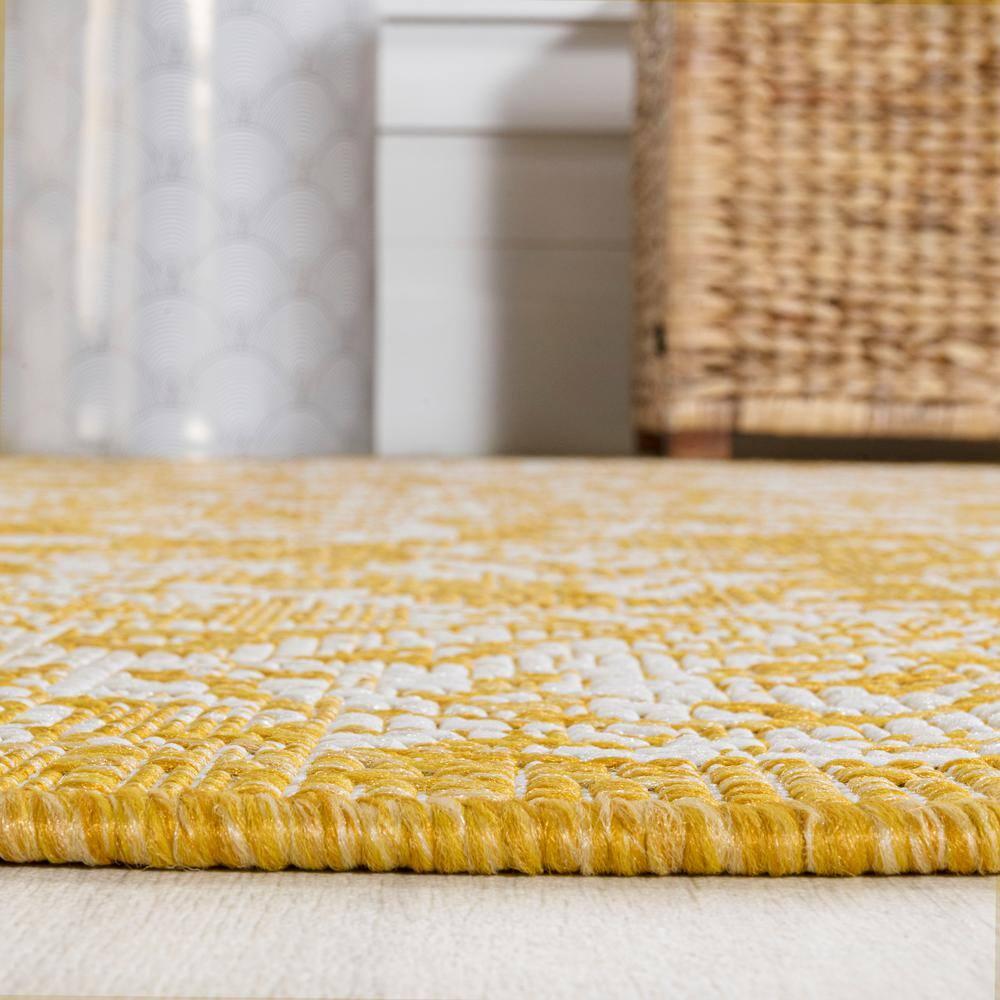4' x 6' Tela Bohemian Textured Weave Floral Indoor/Outdoor Area Rug, Yellow/Cream - JONATHAN Y