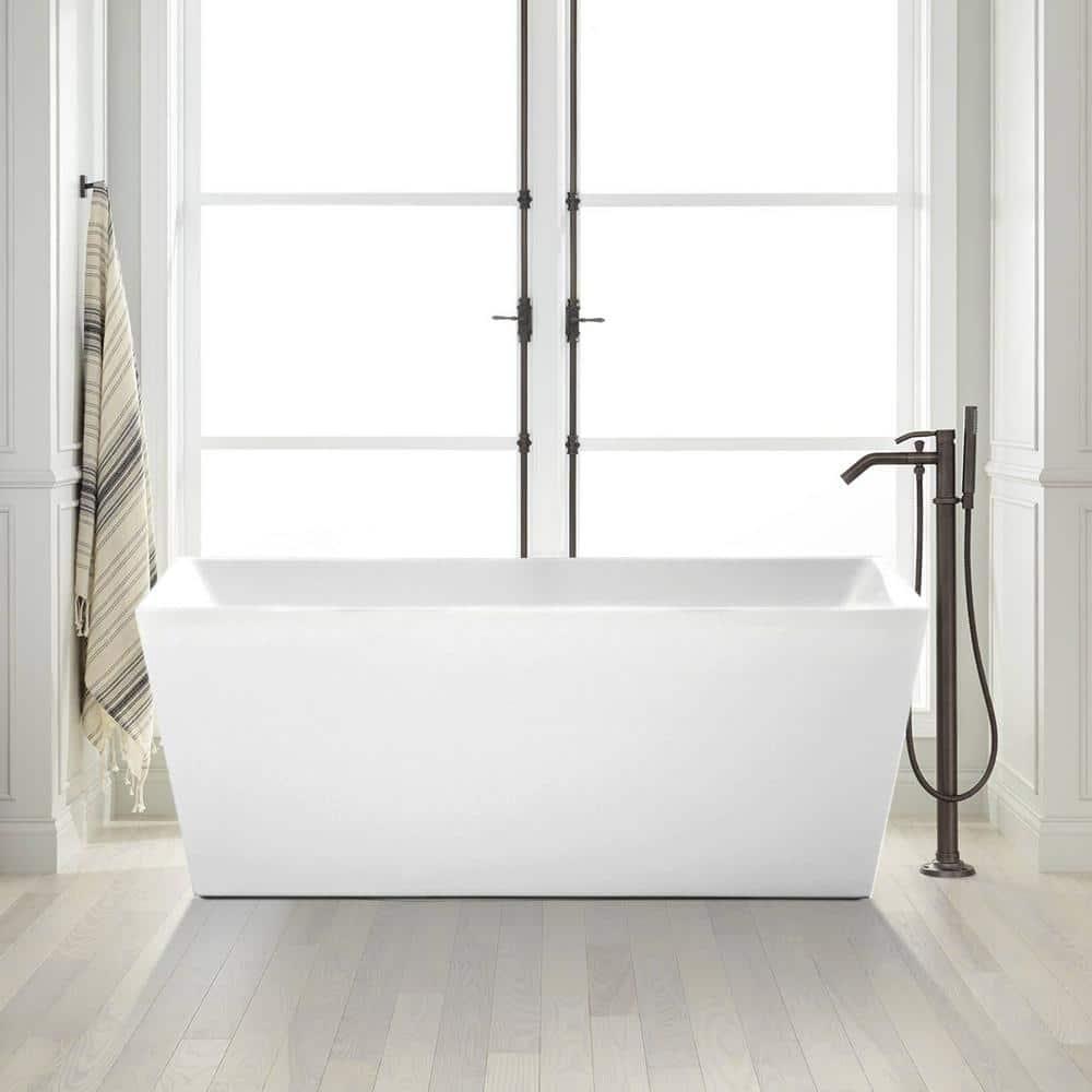Chloe Freestanding Soaking Acrylic Bathtub