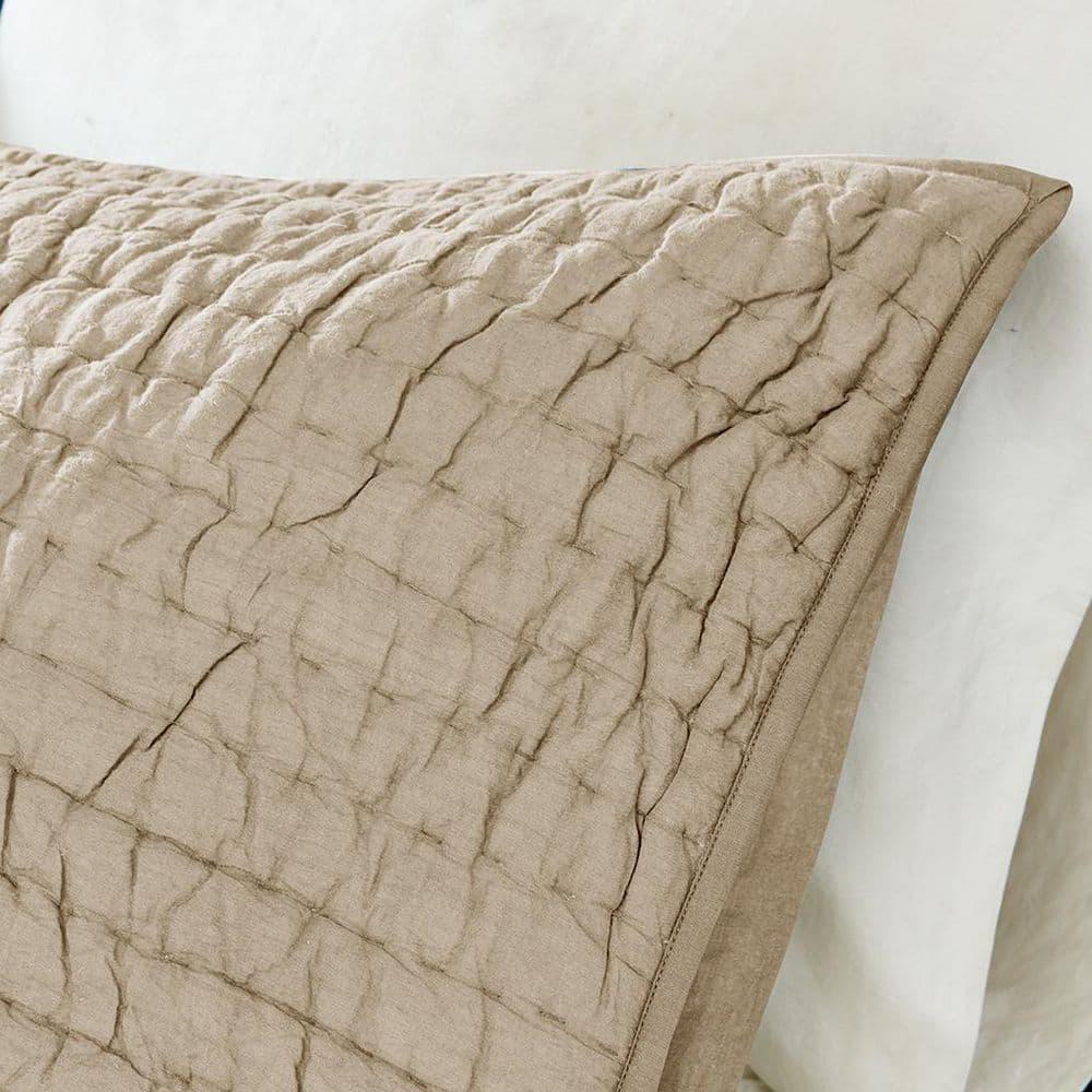 Madison Park Signature Madison Park Signature Serene 3 Piece Hand Quilted Cotton Quilt Set