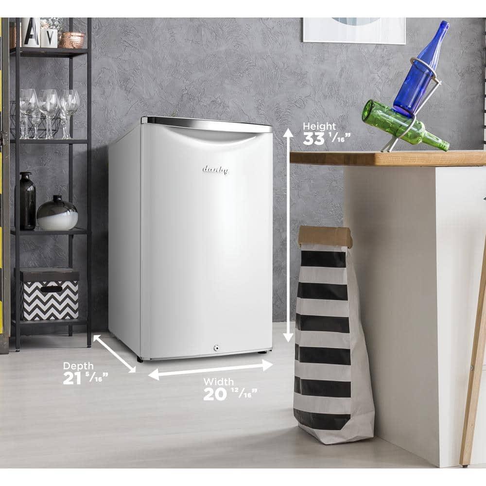 Danby Danby Classic Retro 4.4 Cubic Feet Freestanding Mini Fridge