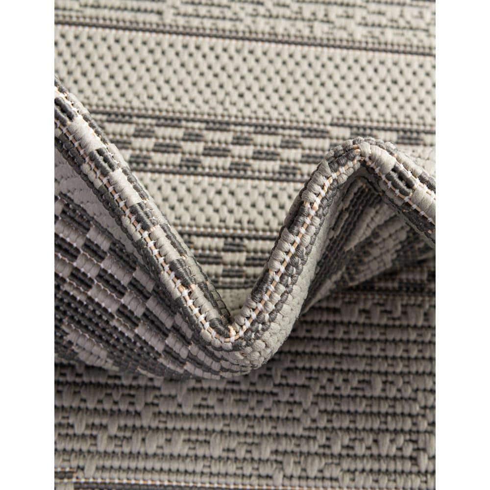 Unique Loom Outdoor Border Collection Area Rug - Lines (6' 1" Square Gray/Silver)