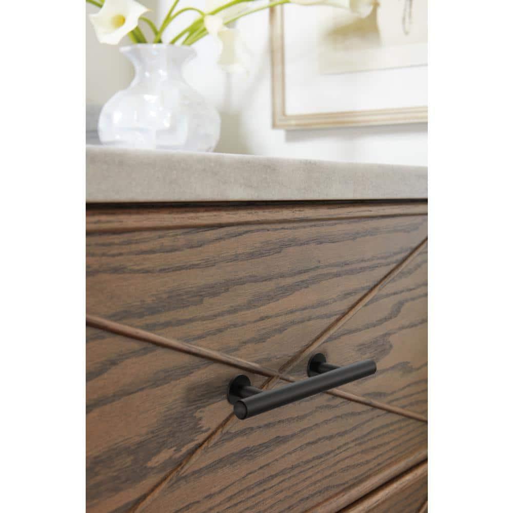 Radius Bar Pull