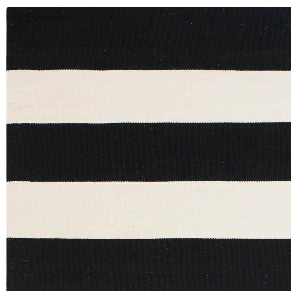 Montauk MTK712 Hand Woven Indoor Area Rug - Black/Ivory - 9'x12' - Safavieh