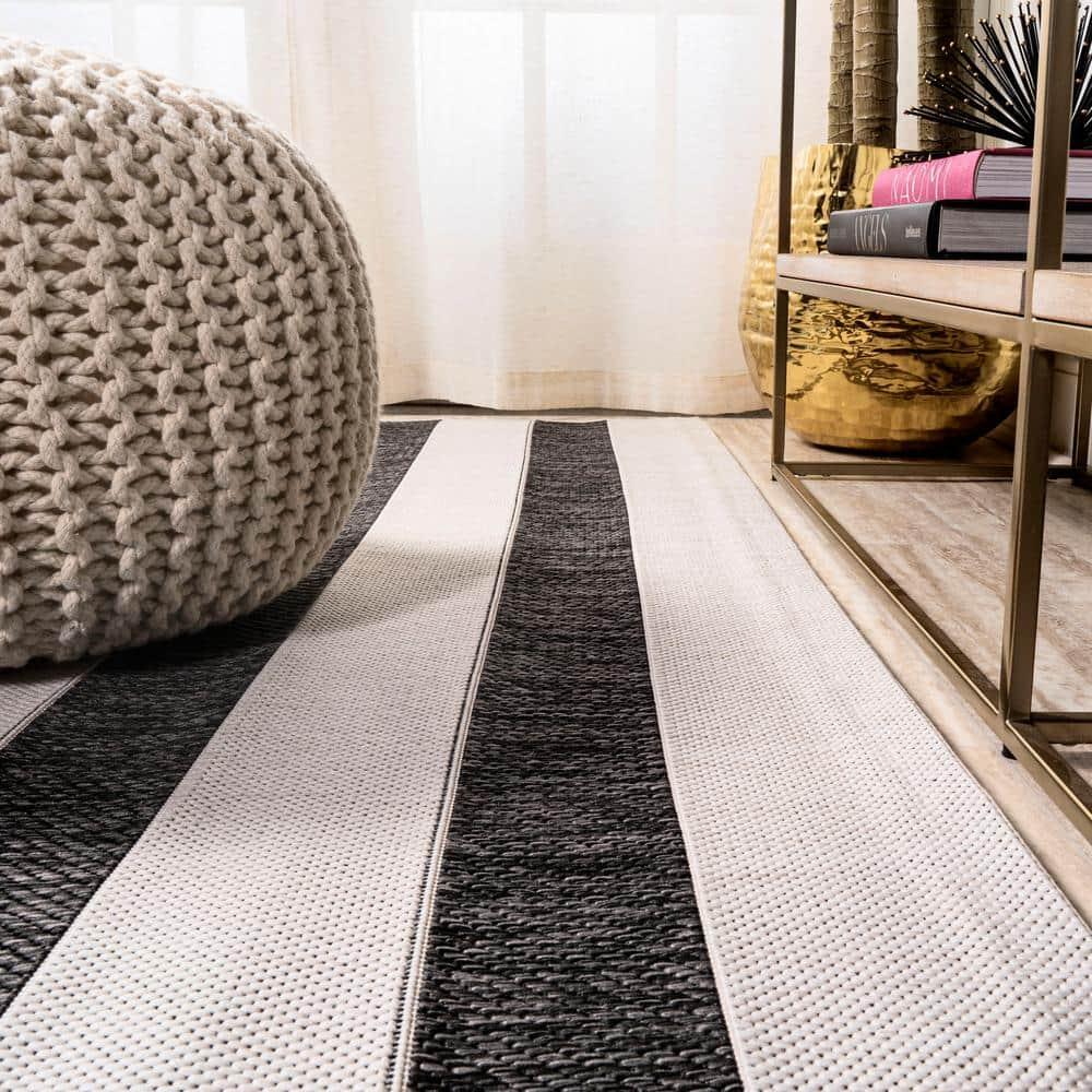 2'x8' Aveiro Wide Stripe Indoor/Outdoor Runner Rug, Black/Cream - JONATHAN Y
