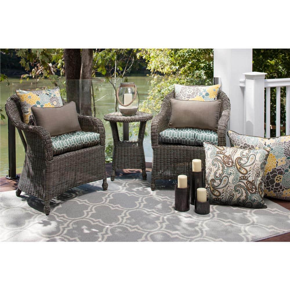 Pillow Perfect Tamara Paisley Indoor/Outdoor Reversible Throw Pillow (Set of 2)