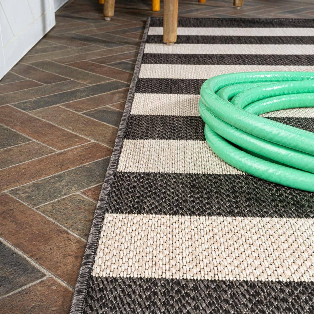 4' x 6' Negril Two-Tone Wide Stripe Indoor/Outdoor Area Rug, Black/Beige - JONATHAN Y
