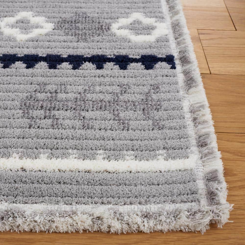 Marrakesh MRK606 Power Loomed Area Rug - Gray/Navy - 4'x6' - Safavieh.