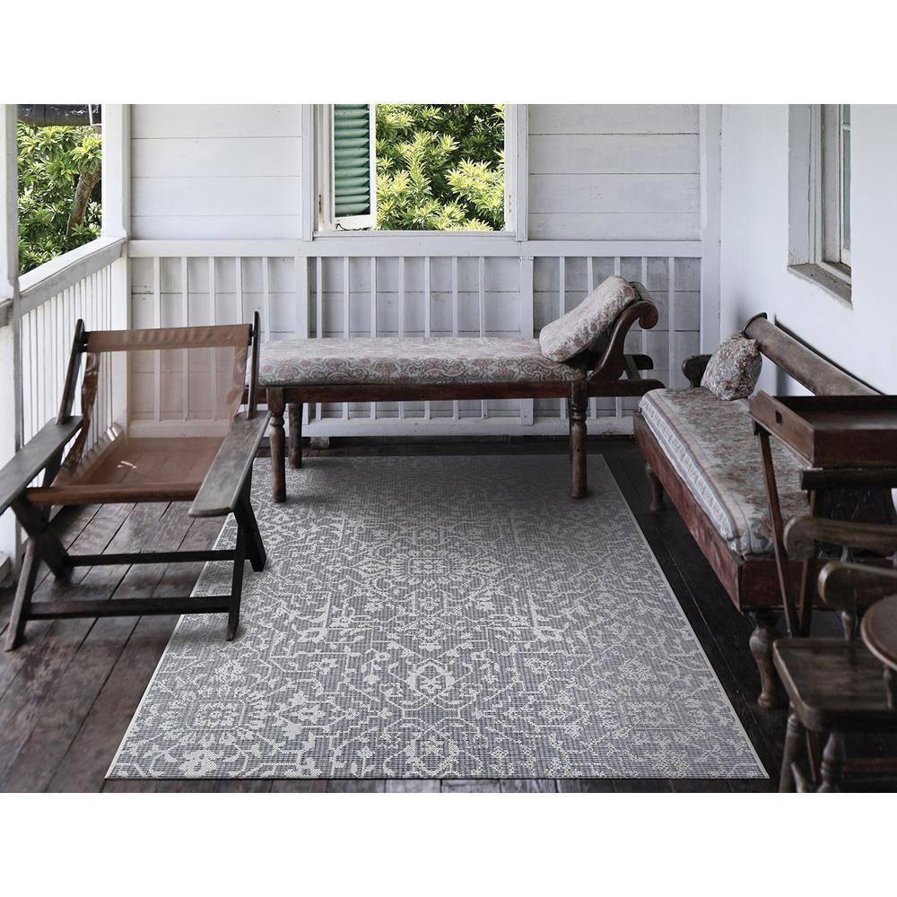 Couristan Monte Carlo Palmette Indoor/Outdoor Area Rug, 5'3" x 7'6", Grey-Ivory