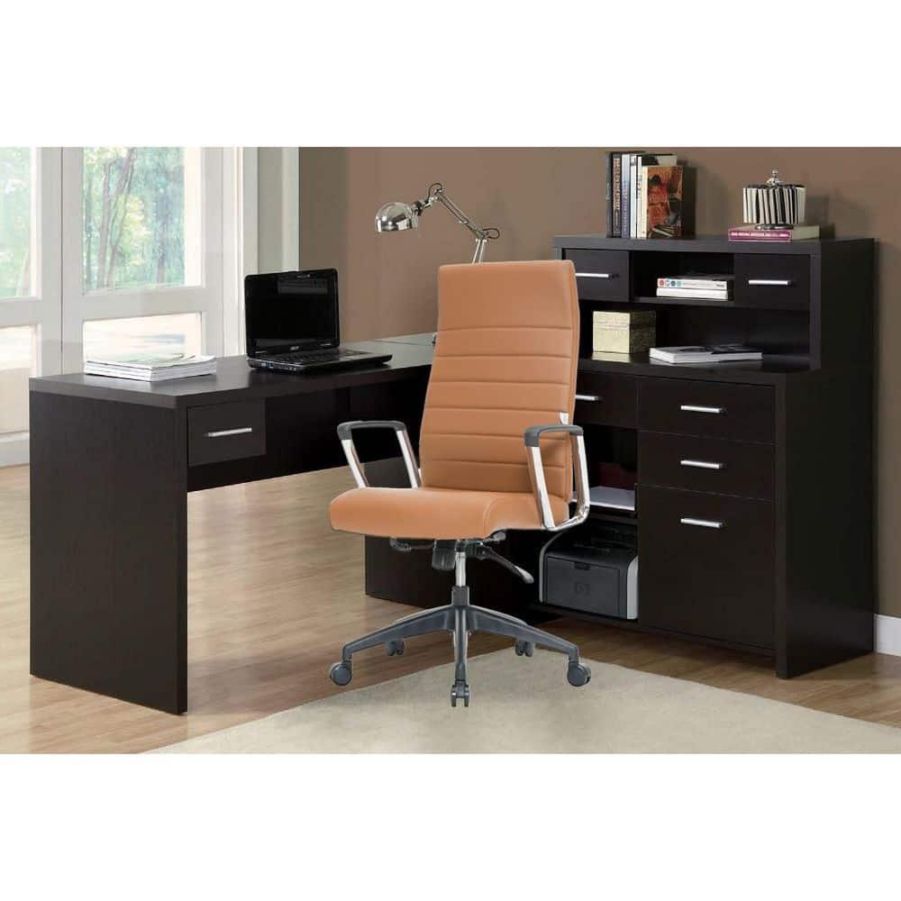 LeisureMod Hilton High-Back Adjustable Office Conference Chair Upholstered in Leather with Steel Frame in Light Brown