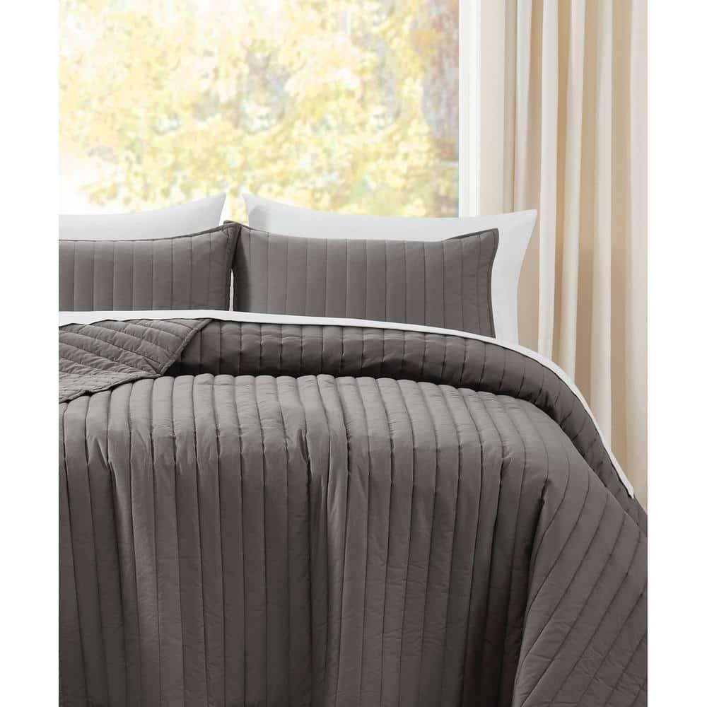 Brooklyn Loom Oversized Cotton Percale 3 Piece Quilt Set