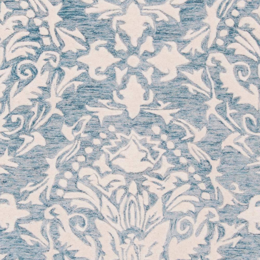 SAFAVIEH Blossom Kestrel Damask Wool Area Rug, Blue/Ivory, 4' x 6'