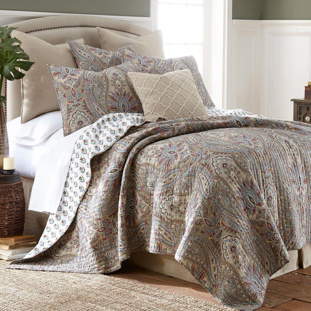 Kasey Paisley Quilt Set - Full/Queen Quilt and Two Standard Shams Brown - Levtex Home