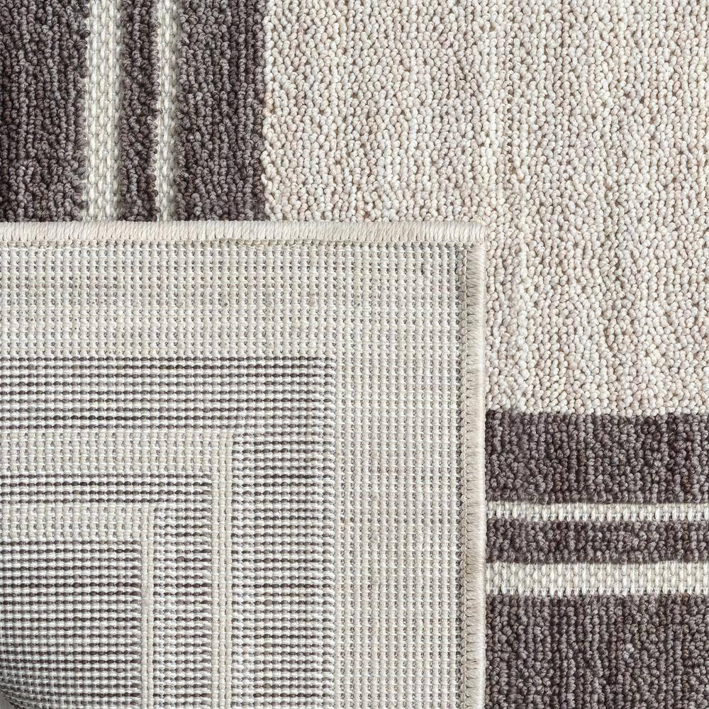 Wyatt Ivory/Gray 5 ft. x 7 ft. Bordered High-Low Yarn Indoor/Outdoor Area Rug