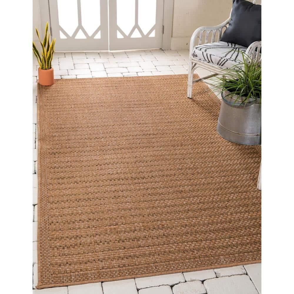 Unique Loom Outdoor Border Collection Area Rug - Checkered (2' 2" x 3' 1" Rectangle Light Brown)