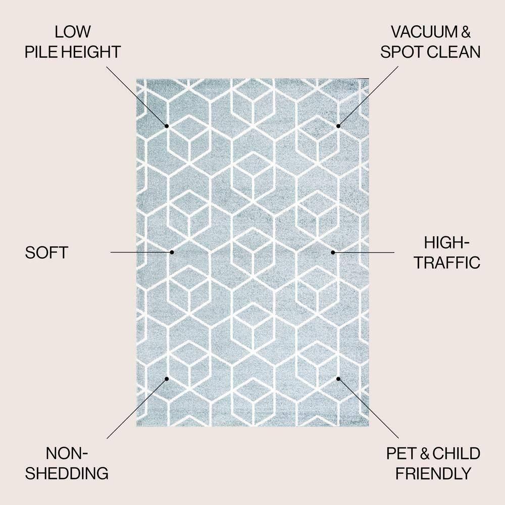 4'x6' Tumbling Blocks Modern Geometric Area Rug, Light Blue/White - JONATHAN Y