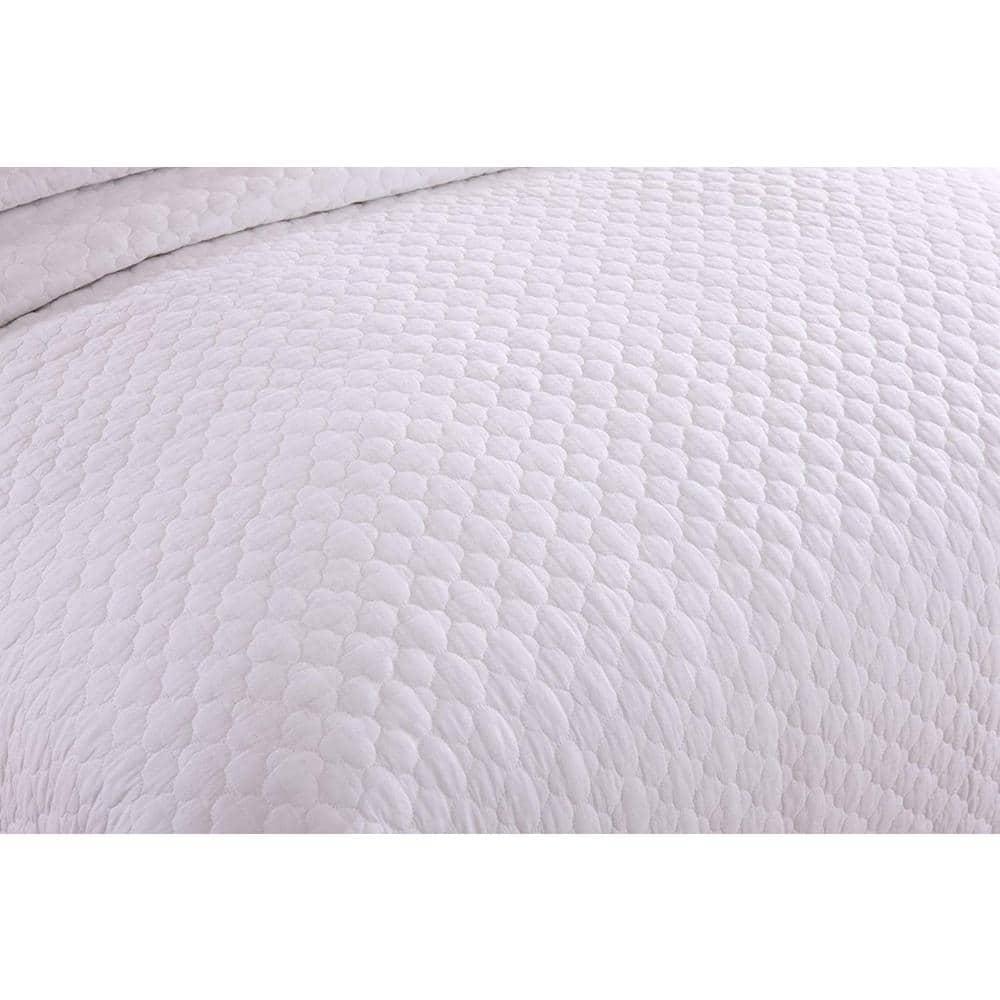 MarCielo WhiteCT Quilt Peony Cotton Geometric Shapes Quilt Set