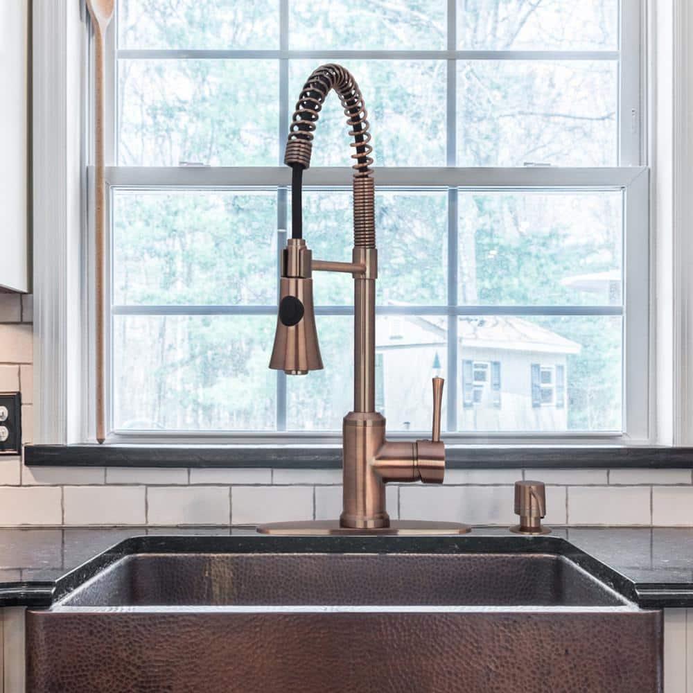Pull Down Single Handle Kitchen Faucet