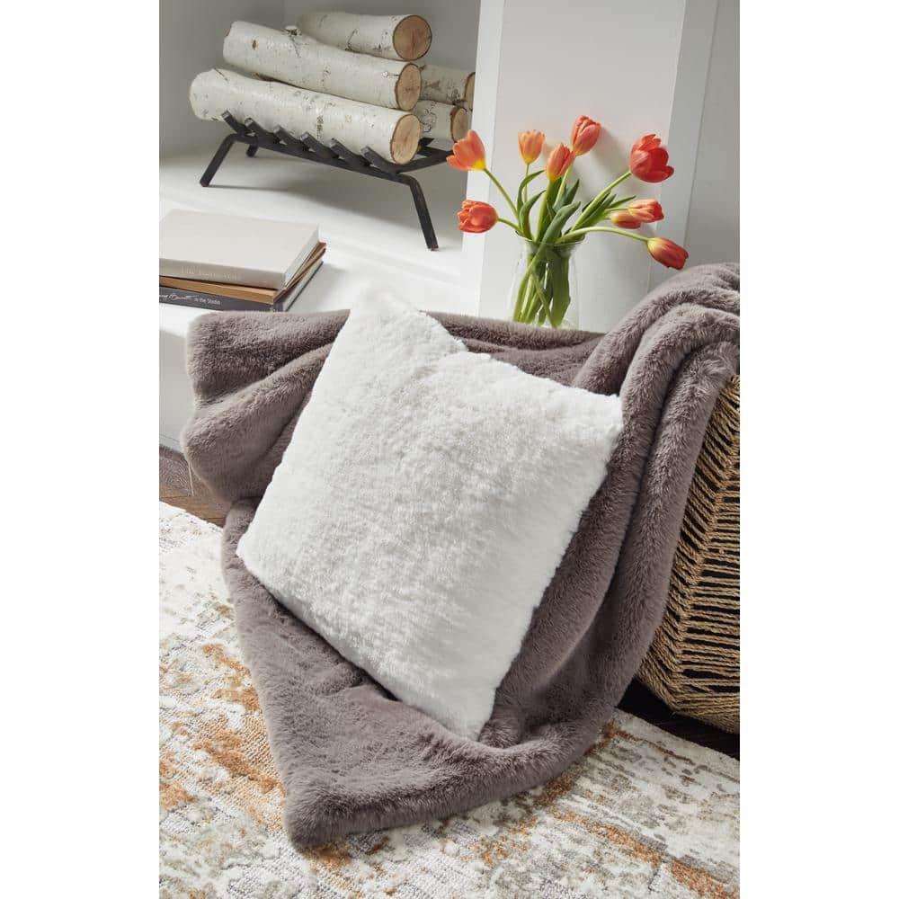 Signature Design by Ashley Casual Gariland Pillow  White