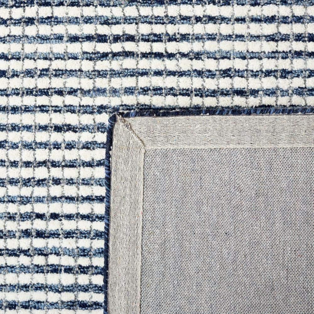 SAFAVIEH Abstract Stephanie Plaid Wool Area Rug, Blue/Ivory, 6' x 6' Square