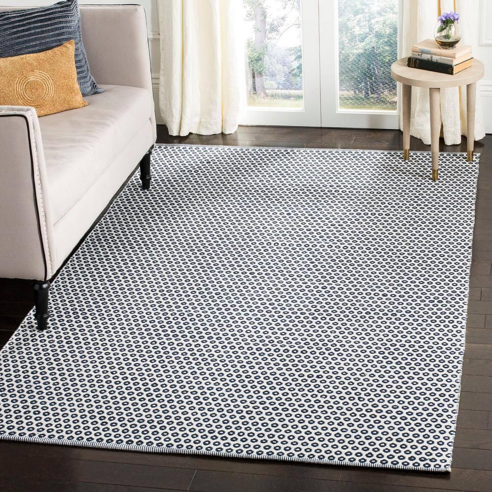 Montauk MTK616 Hand Woven Indoor Area Rug - Navy/Ivory - 5'x8' - Safavieh