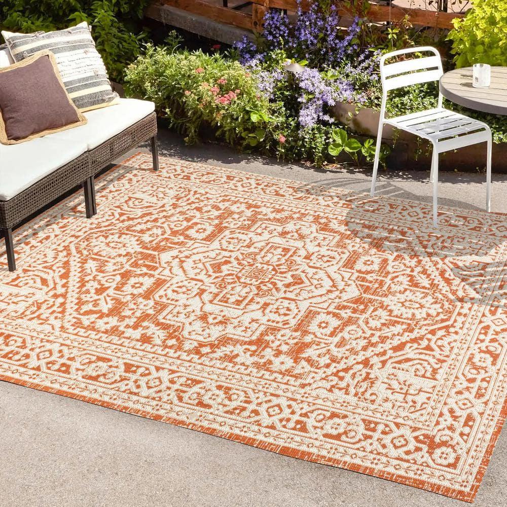 3' x 5' Sinjuri Medallion Textured Weave Indoor/Outdoor Area Rug, Orange/Cream - JONATHAN Y