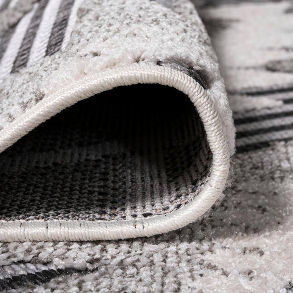 2'x10' Sumak High-Low Pile Neutral Diamond Kilim Indoor/Outdoor Runner Rug, Gray/White/Black - JONATHAN Y