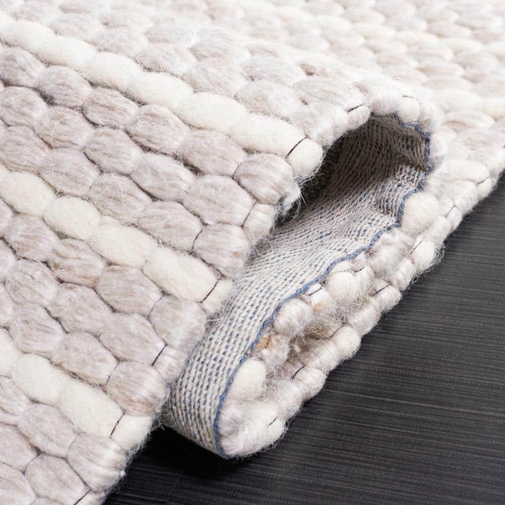 SAFAVIEH Marbella Cassandra Distressed Area Rug, Beige/Ivory, 8' x 10'