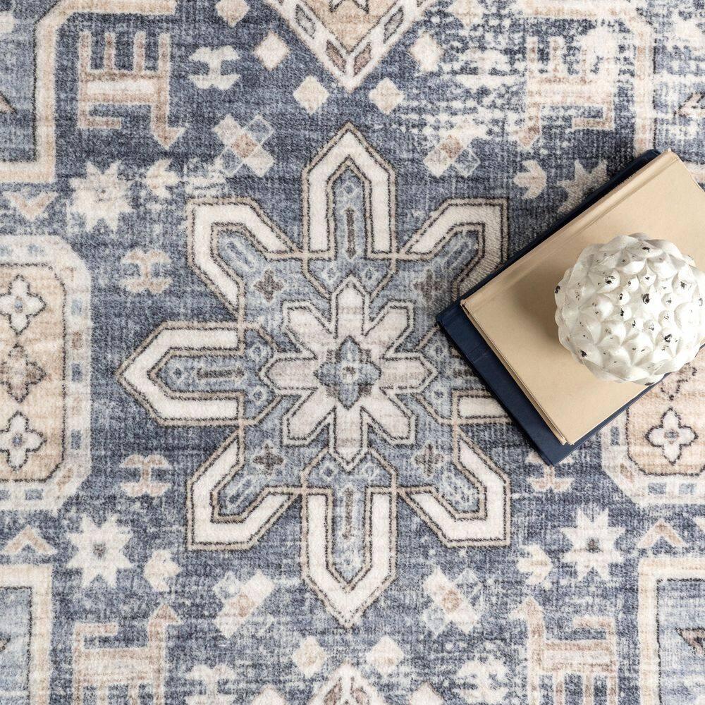 Nuloom Jordan Medallion 3x5 Machine Washable Accent Indoor Area Rug for Living Room Bedroom Dining Room Entryway Kitchen, Grey/Ivory