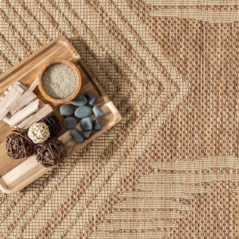 nuLOOM 4' x 6' Outdoor Geometric Area Rug, Stain Resistant, Weather Resistant, High Traffic, Patio, Balcony, Outside, Ranya Light Brown