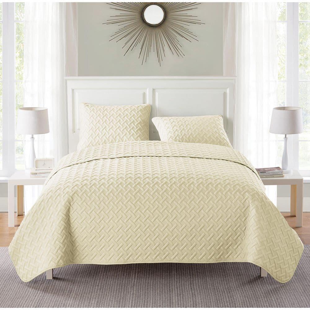 Nina Embossed Basketweave Quilt Set