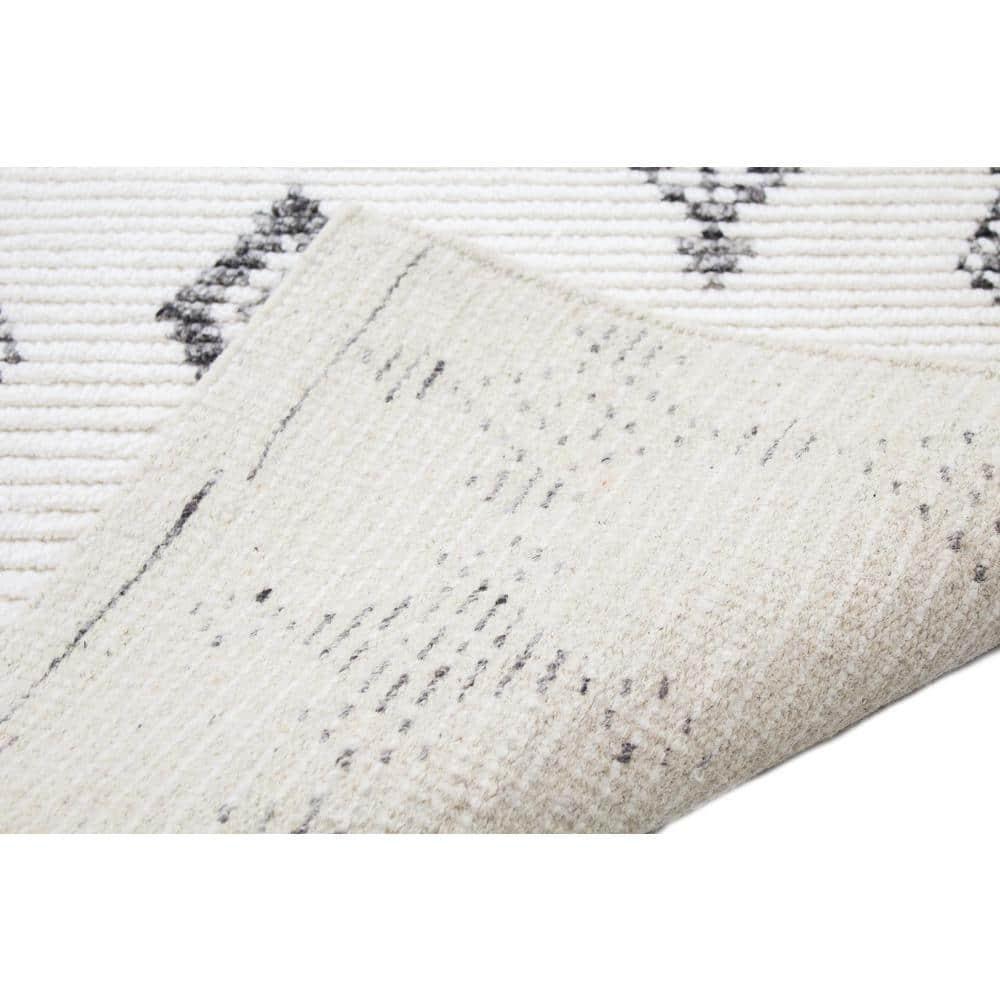 Bashian July Area Rug Ivory 3'6" X 5'6"