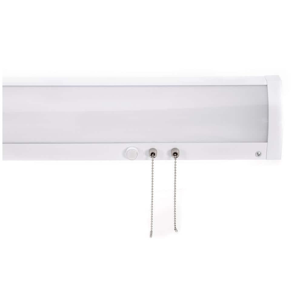 36-Inch Adjustable White LED Linear Bathroom Light Fixture